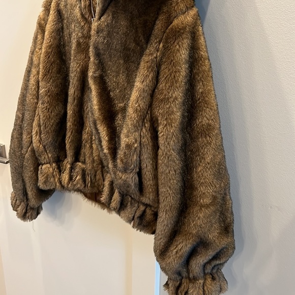 - Boutique FUR FUAX bomber hooded coat - Picture 8 of 8